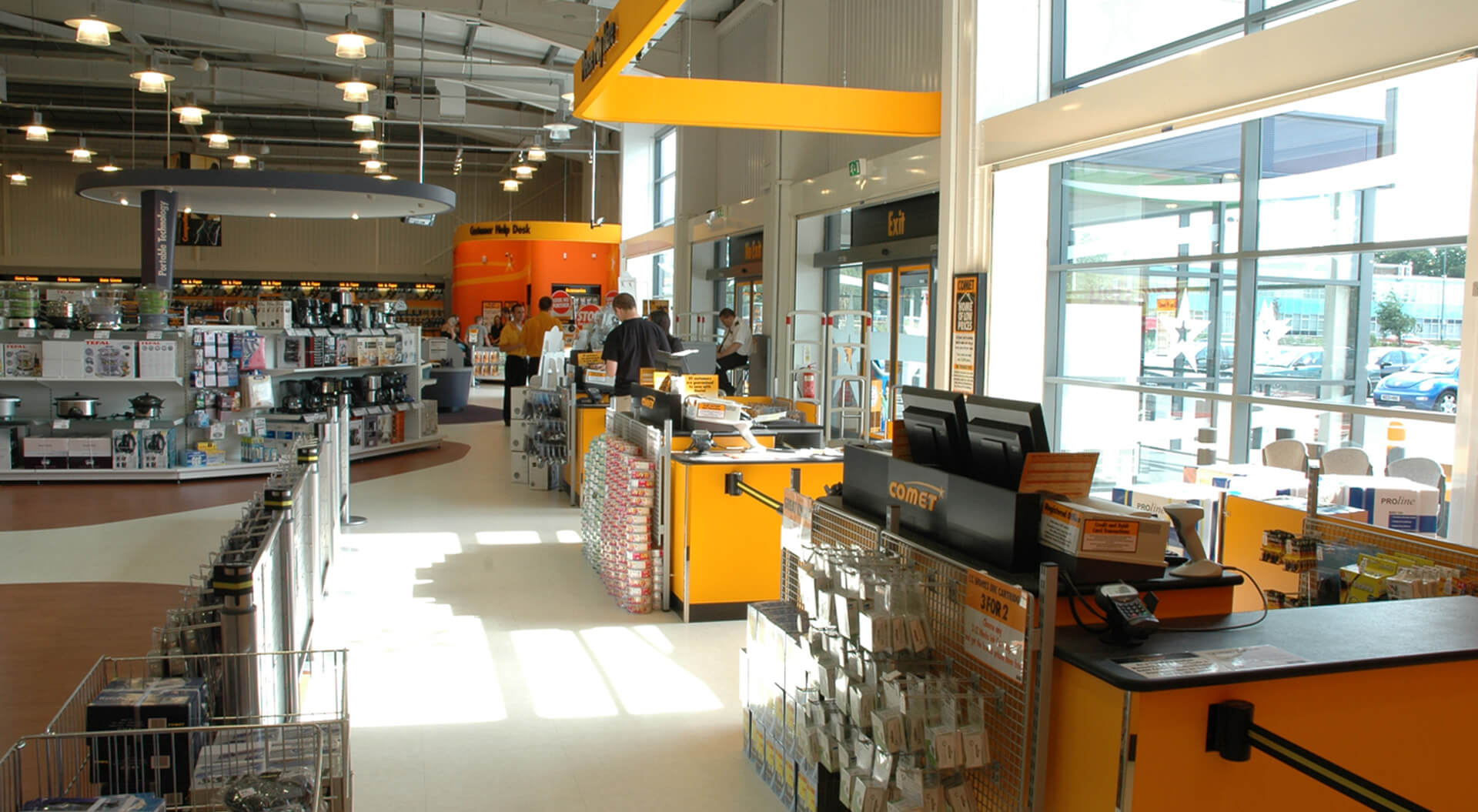 Comet electronic and technology reatil store design planning visual Comet Technology interior design checkouts