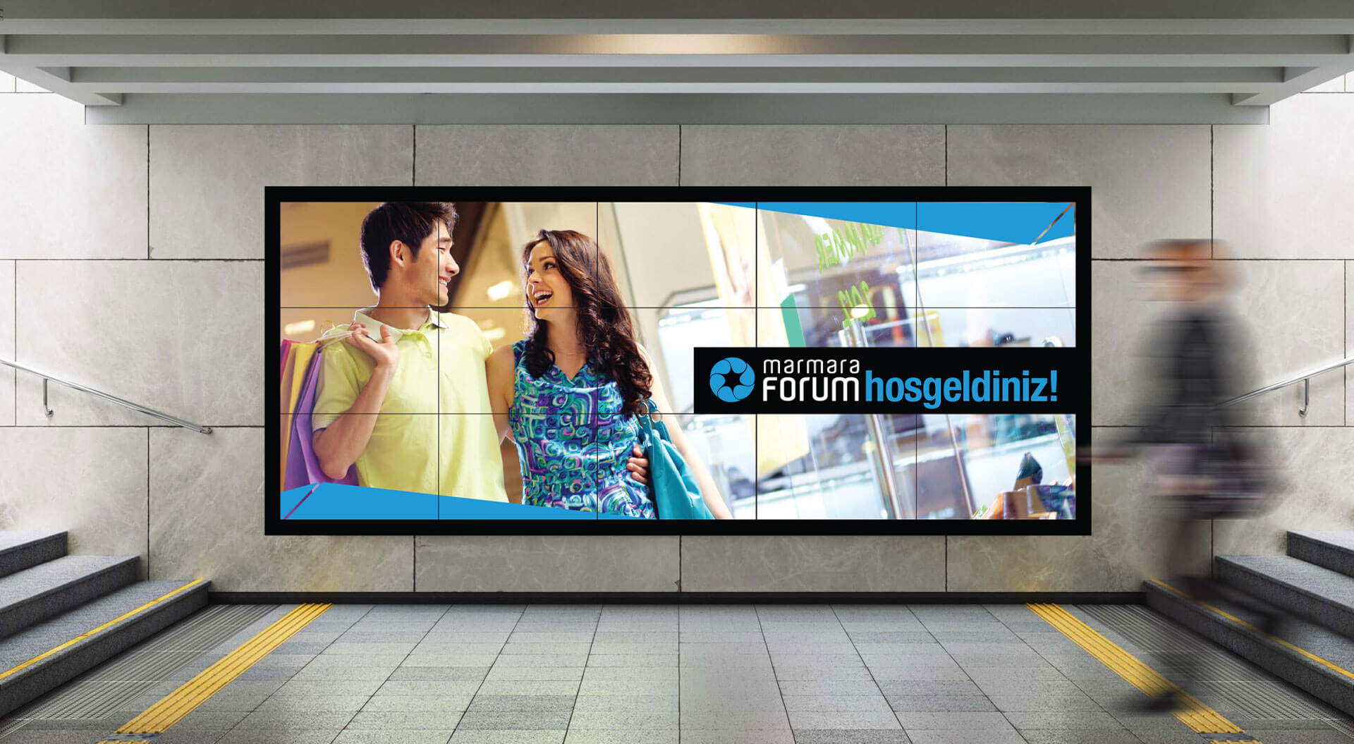 Marmara Forum Mall Digital Advertising Metro Station