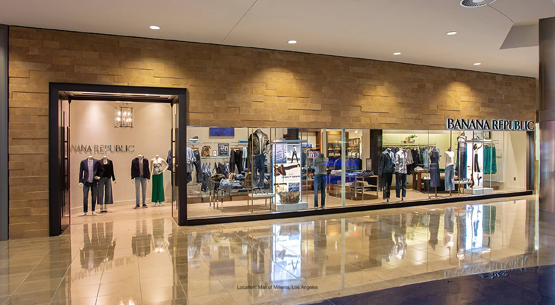 Banana Republic’s Mall of Millenia, Los Angeles Store