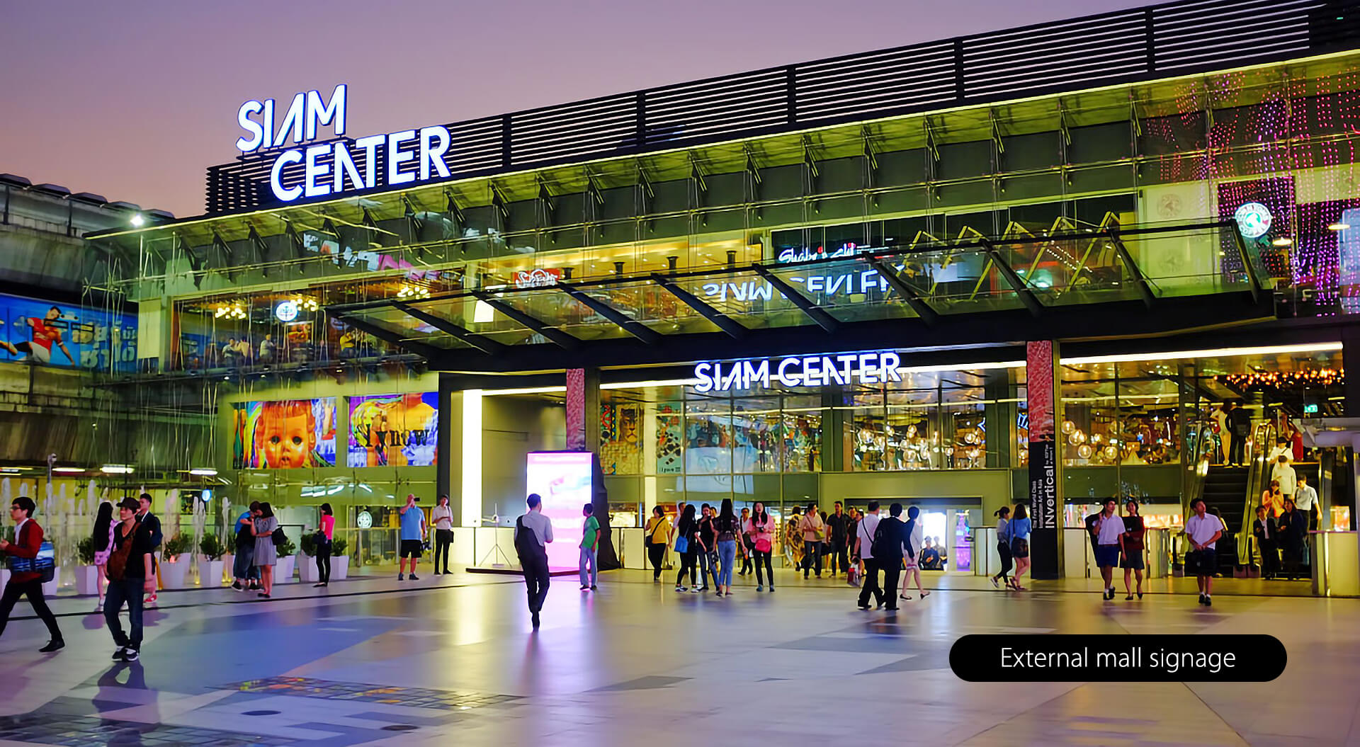 Siam Centre Mall Bangkok, Thailand – External branding and digital signage systems