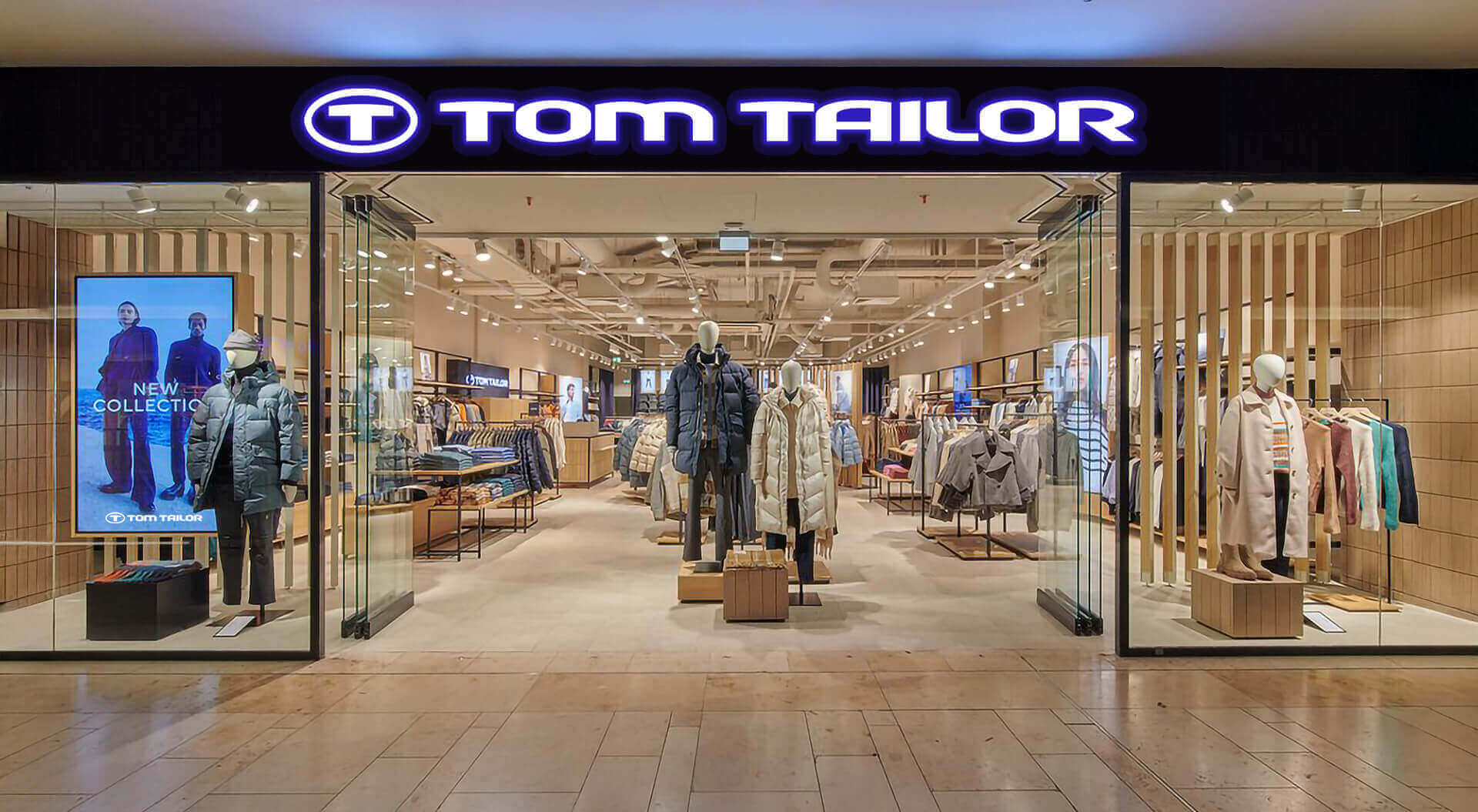 Tom Tailor Shopping Mall Store Entrance