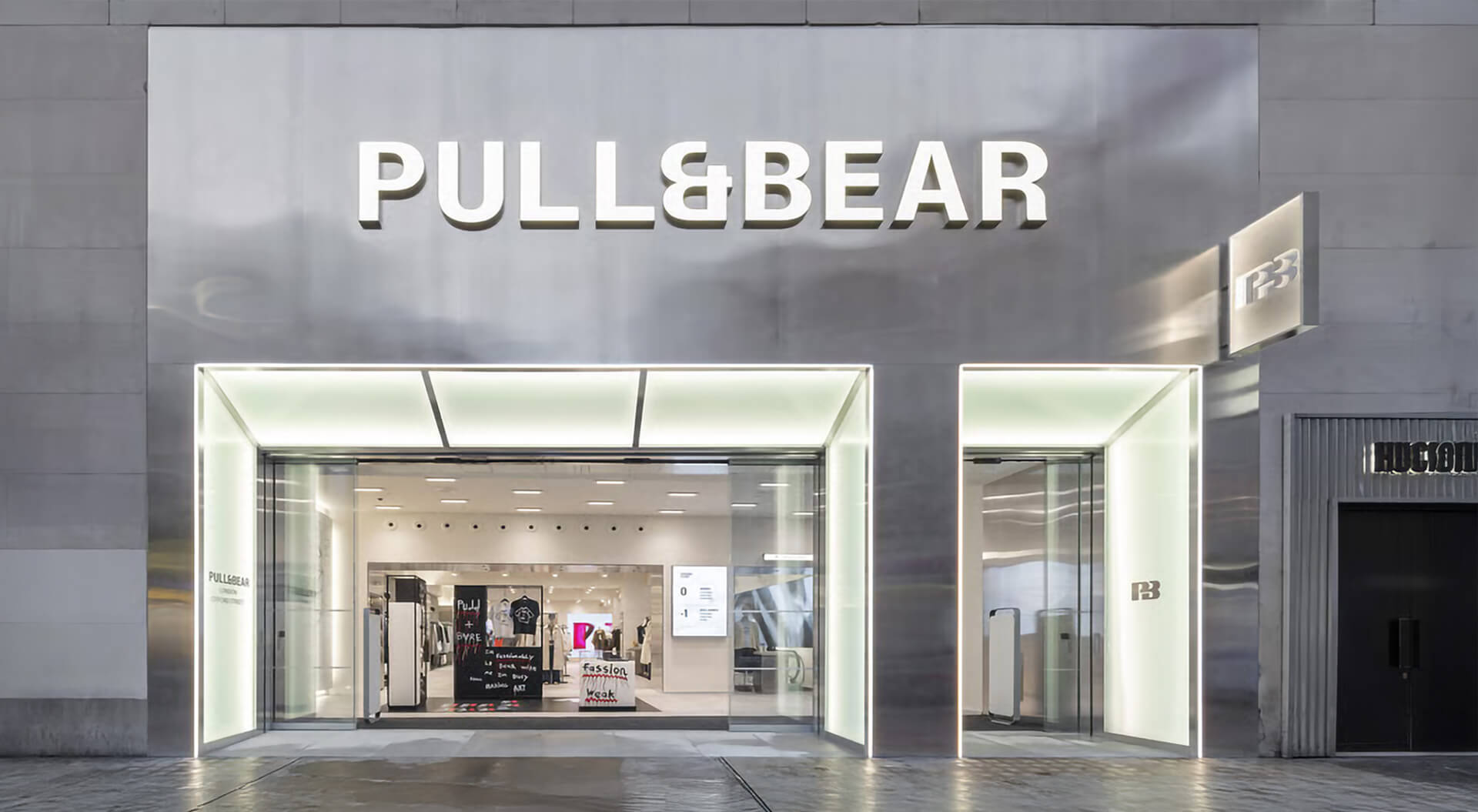 Pull& Bear Store Exterior Rebranding Oxford Street London