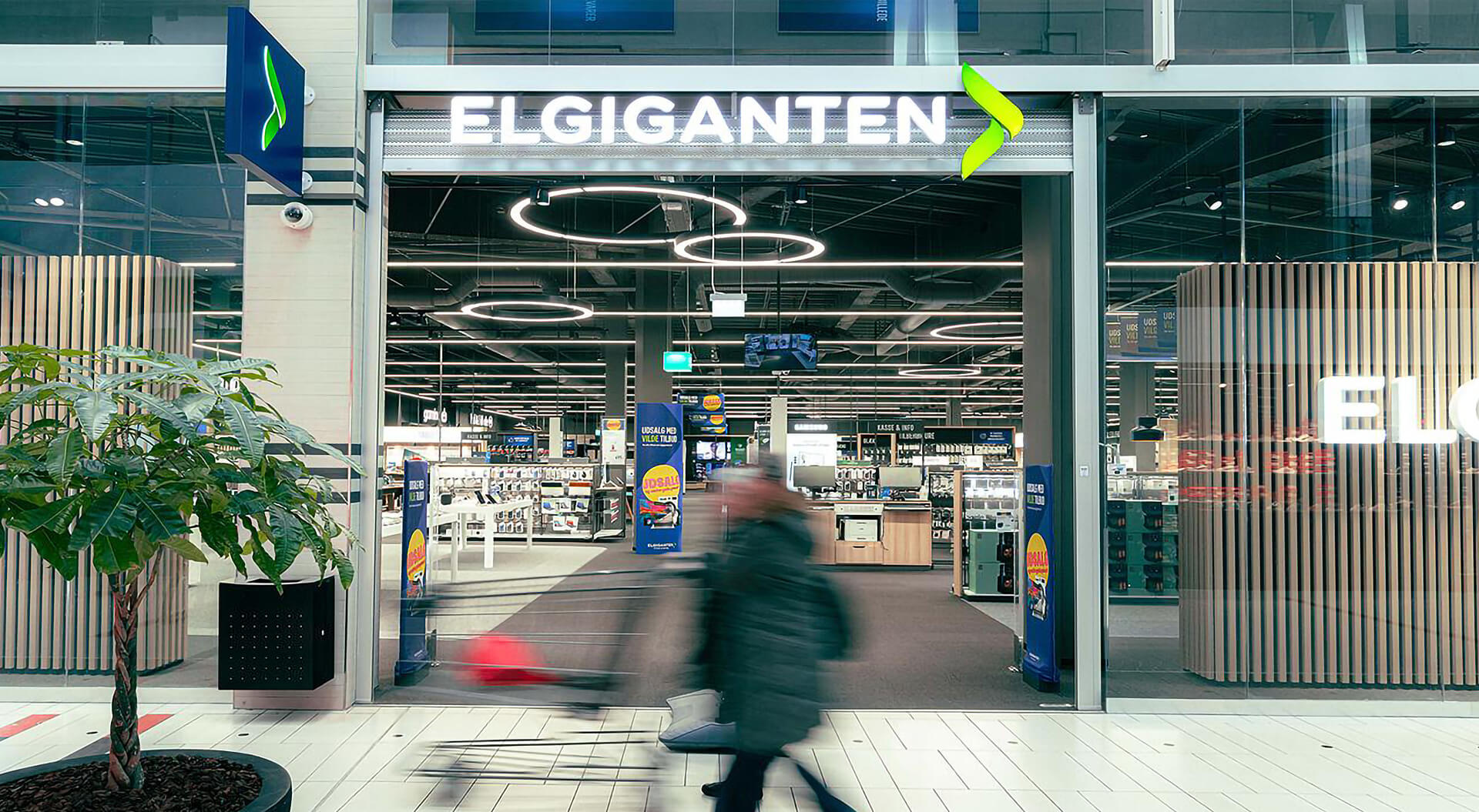 Elgiganten Store Entrance Design and Branding Concept