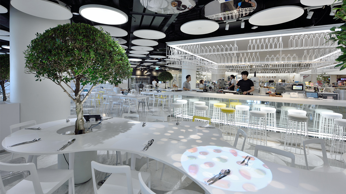 Siam Discovery - Innovative mall design and brand experience food court Siam Discovery - Innovative mall design and brand experience food court