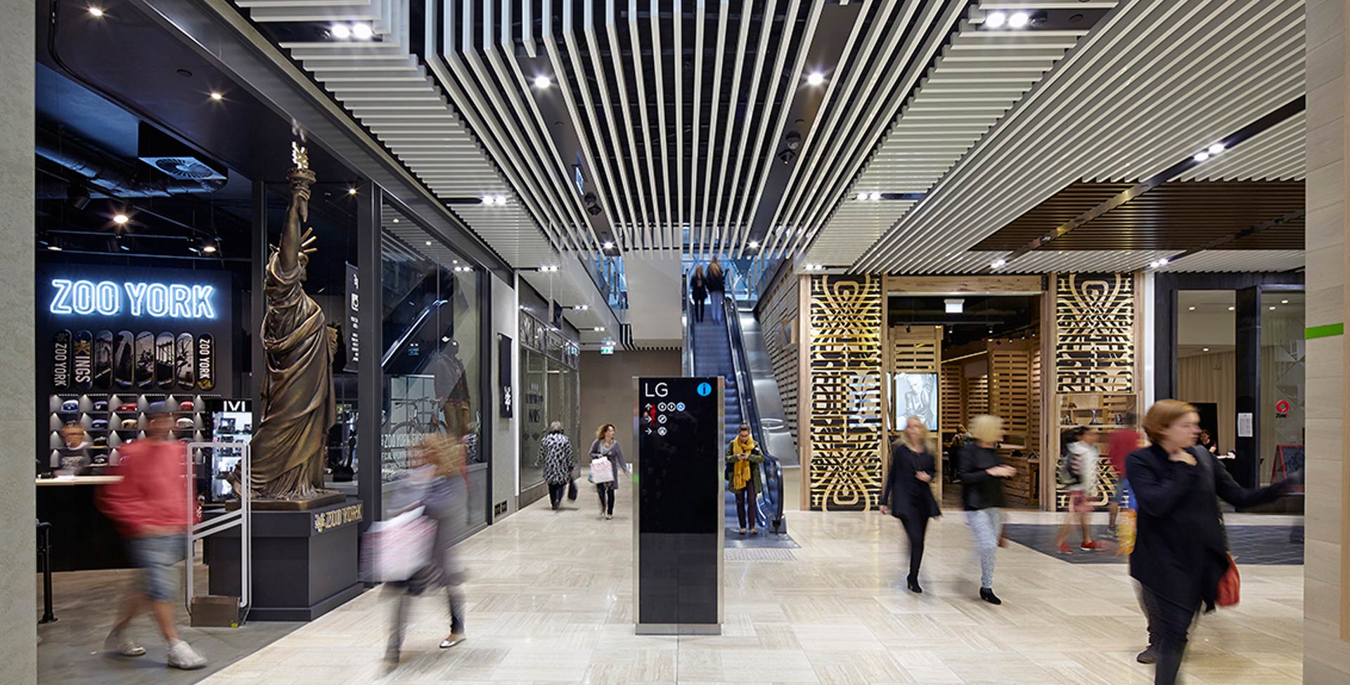 Emporium Mall Melbourne - successful design and branding concepts navigation and circulation Emporium Mall Melbourne - successful design and branding concepts navigation and circulation