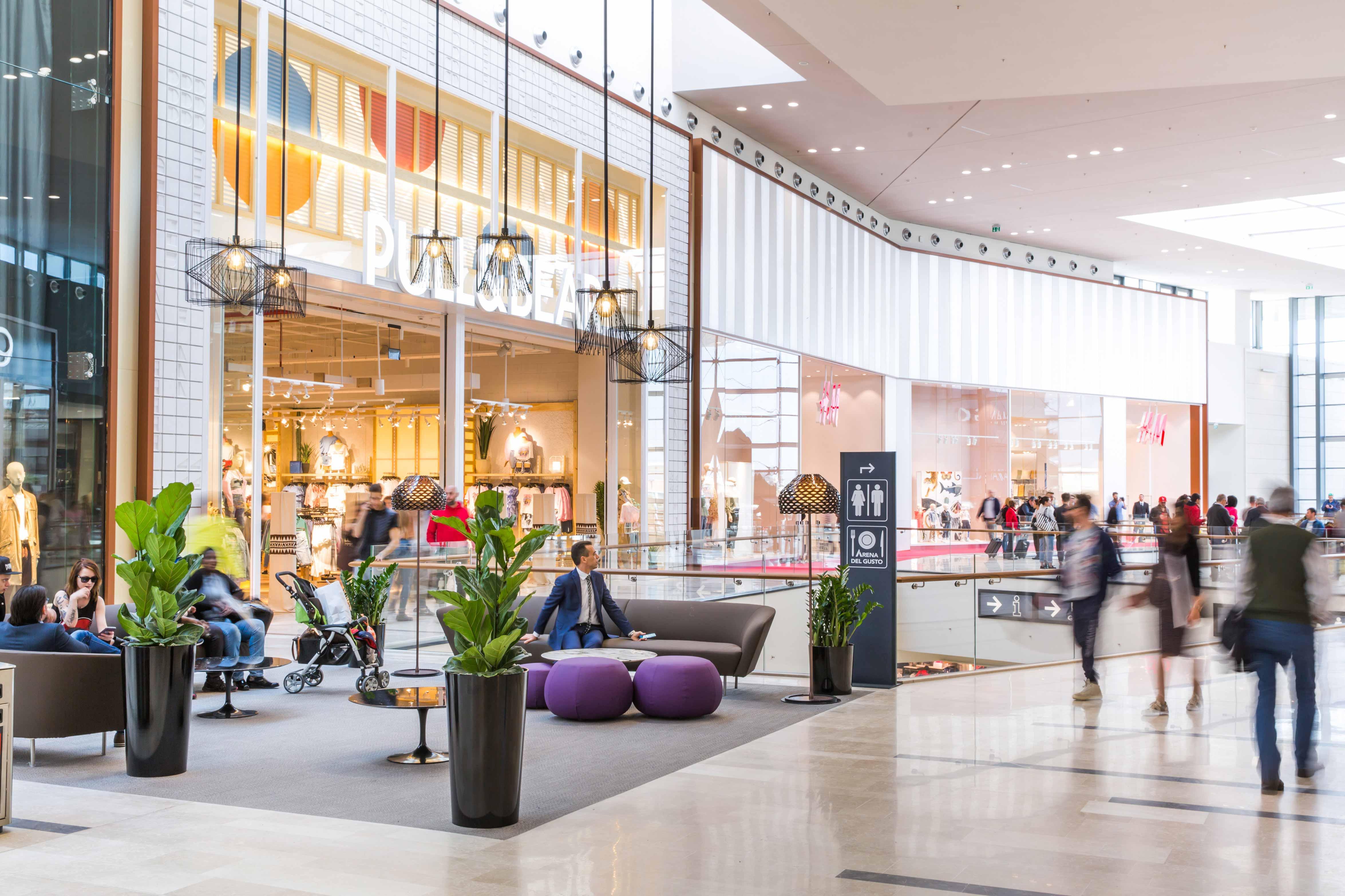 Mall design branding, retail interiors for shopping centre at Adigeo, Verona, Italy Mall design branding, retail interiors for shopping centre at Adigeo, Verona, Italy
