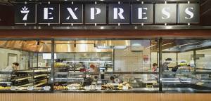 7 Express ist Teil von 7 Fresh, einem futuristischen Lebensmittelgeschäft, das den Komfort des E-Com