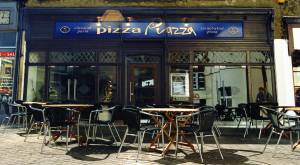 Pizza Piazza restaurant outdoor seating