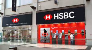HSBC innovative standard branch banking, branch entrance, digital advertising, external ATM's