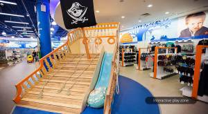 Pirates ship play zone at the Detskiy Mir toy store Moscow