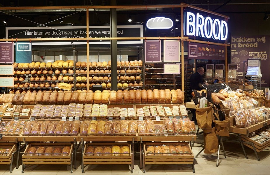 Hypermarket design trends Albert Heijn XL Eindhoven fresh bread deaprtment Hypermarket design trends Albert Heijn XL Eindhoven fresh bread deaprtment