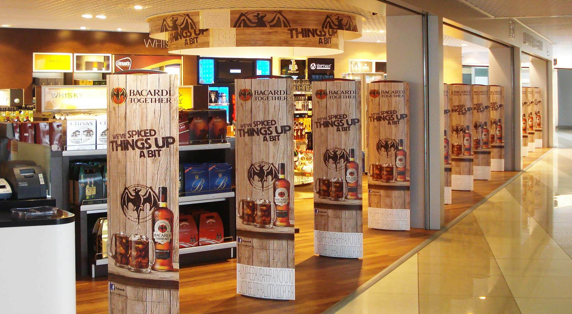 Bacardi Global Travel Retail, Oakheart brand experience, in airport duty free stores design, we've spiced things up a bit brand identity and platform Bacardi Global Travel Retail, Oakheart brand experience, in airport duty free stores design, we've spiced things up a bit brand identity and platform
