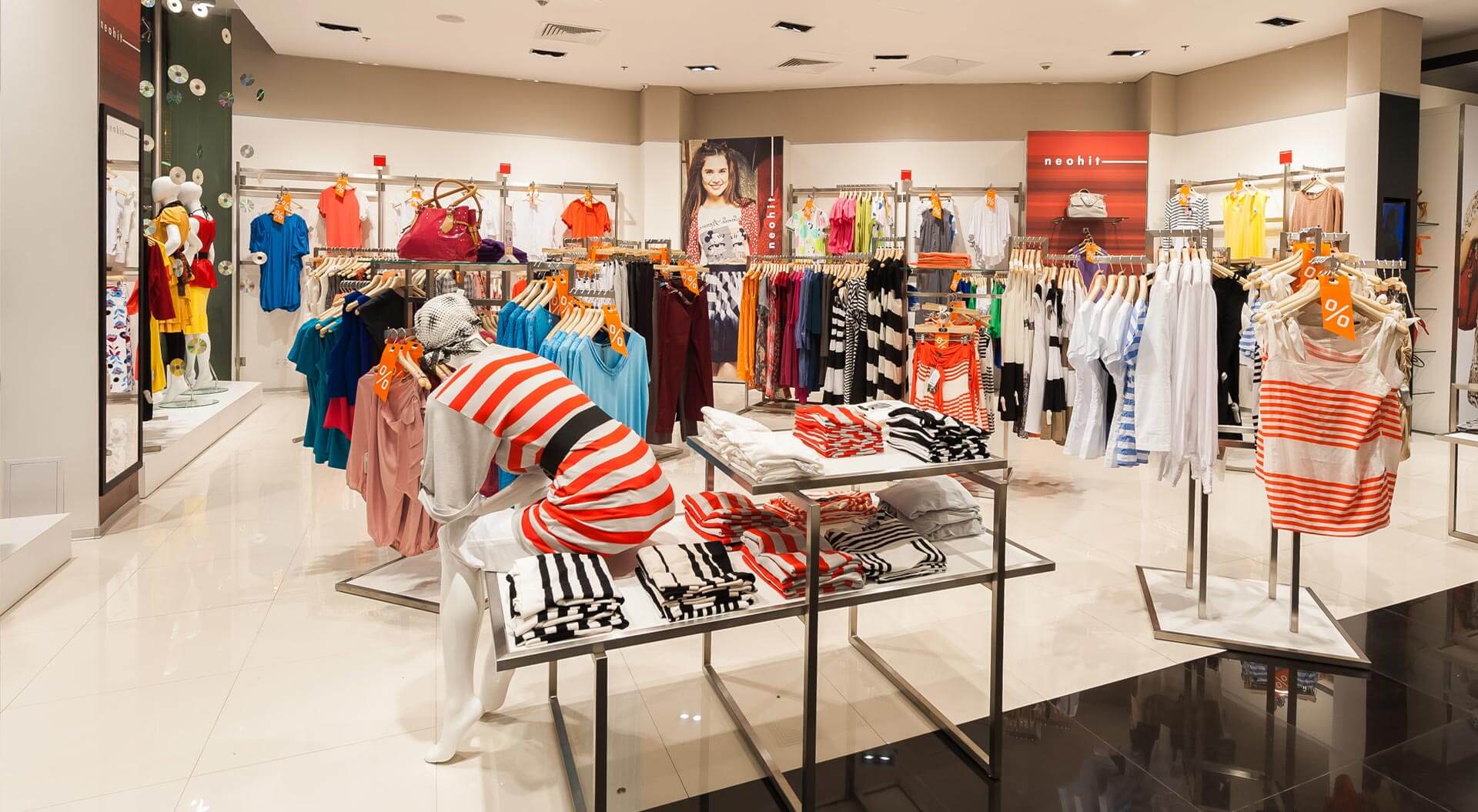 Snow Queen, Снежная королева, Russia fashion store retail interior design, rebrand, neohit department Snow Queen, Снежная королева, Russia fashion store retail interior design, rebrand, neohit department