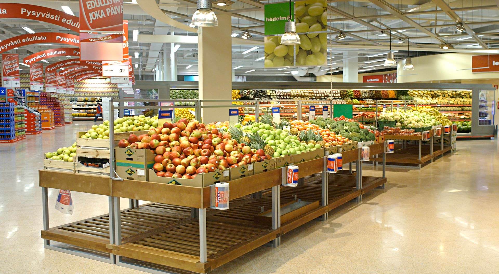K CityMarket hypermarket Finland, interior store design fresh friut and vegetabes K CityMarket hypermarket Finland, interior store design fresh friut and vegetabes