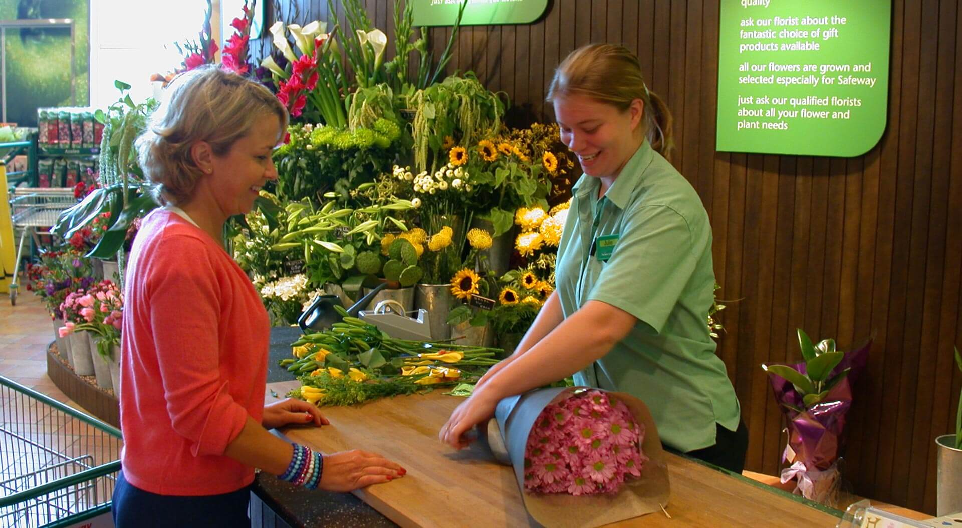 Safeway supermarket interior store design, merchandising and branding for flower market Safeway supermarket interior store design, merchandising and branding for flower market