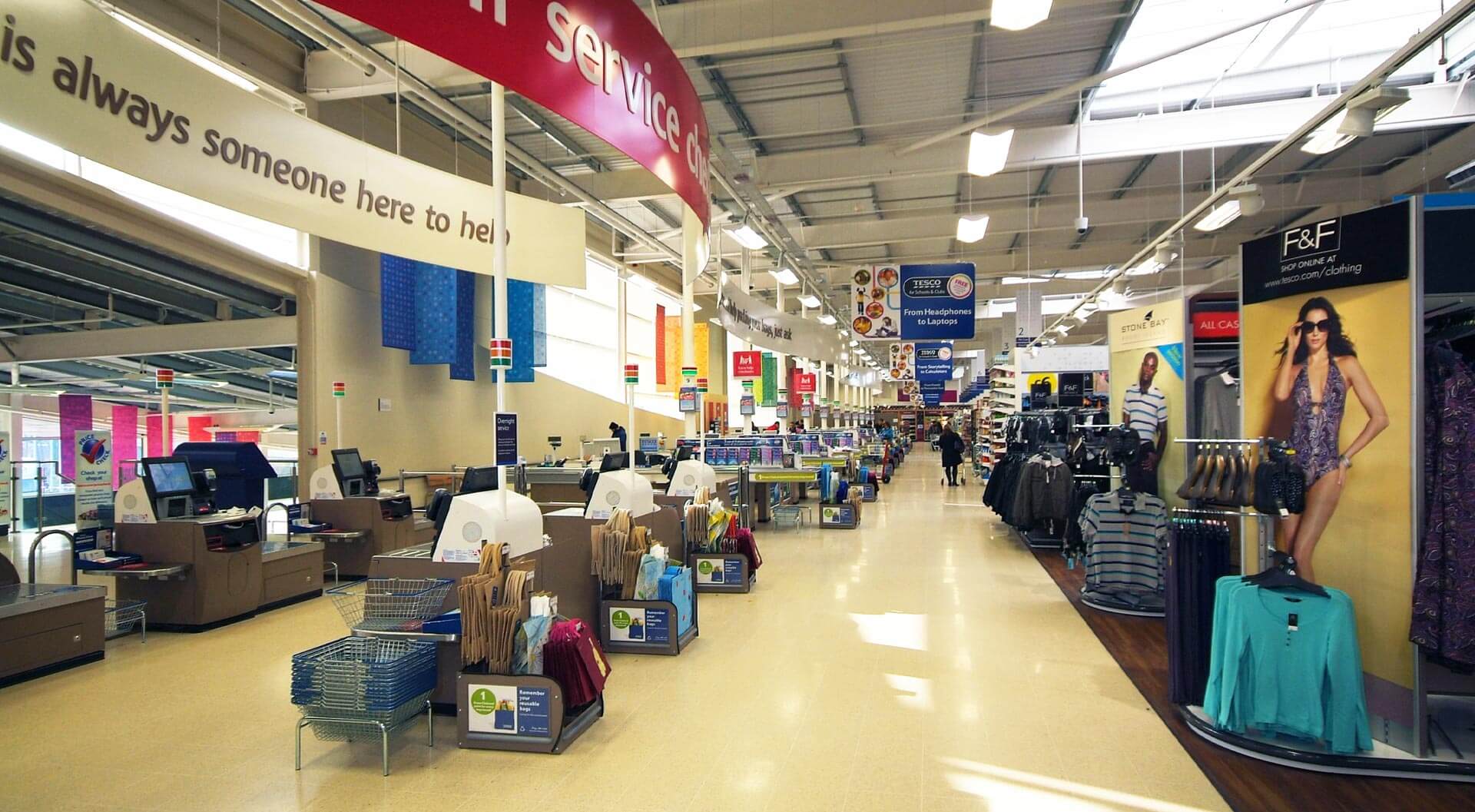 Retail branding, corporate identity, brand, hypermarket interior design planning, marketing POP in-store, grocery food supermarkets - Tesco Retail branding, corporate identity, brand, hypermarket interior design planning, marketing POP in-store, grocery food supermarkets - Tesco