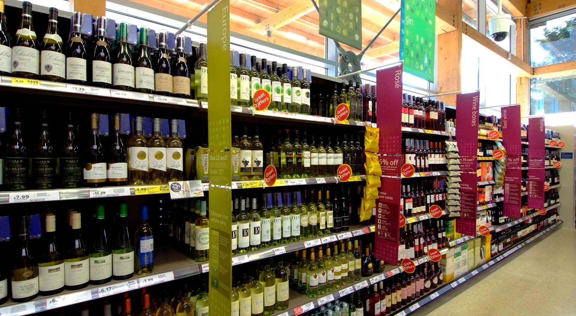 Tesco supermarket welshpool wine shop, merchandising system and brand communications Tesco supermarket welshpool wine shop, merchandising system and brand communications